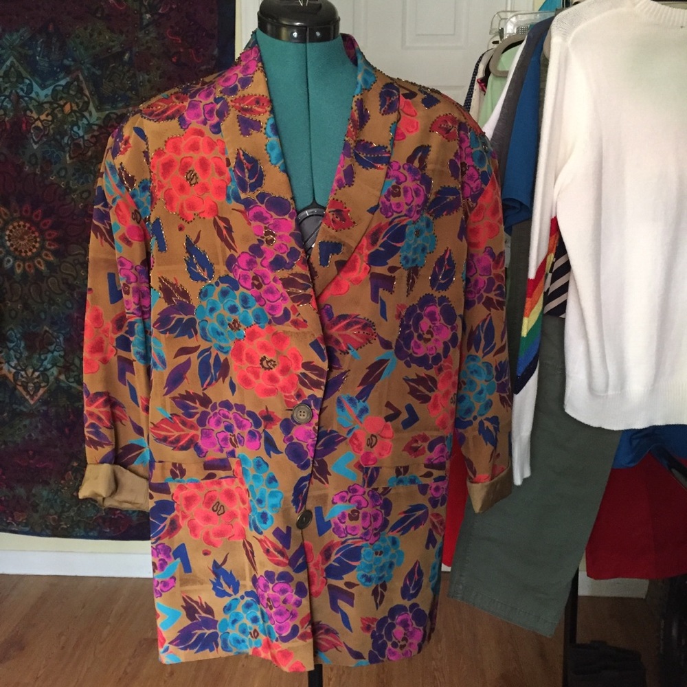 LAST CHANCE Vintage floral blazer